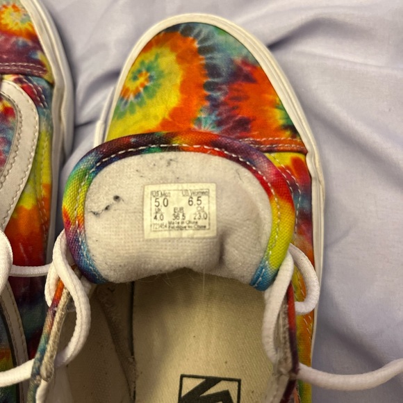 Vans unisex classic custom tie dyed sneakers. Great Women’s 6.5 Men’s 5.0 - Picture 14 of 15